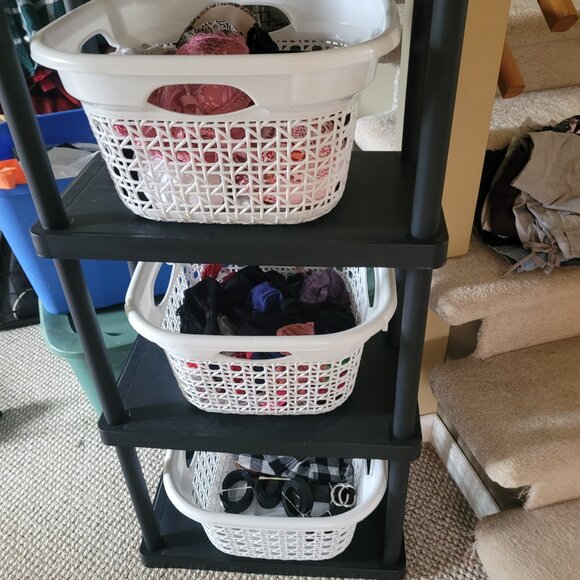 "ALOT OF CLOTHZ" - Picture 11 of 14